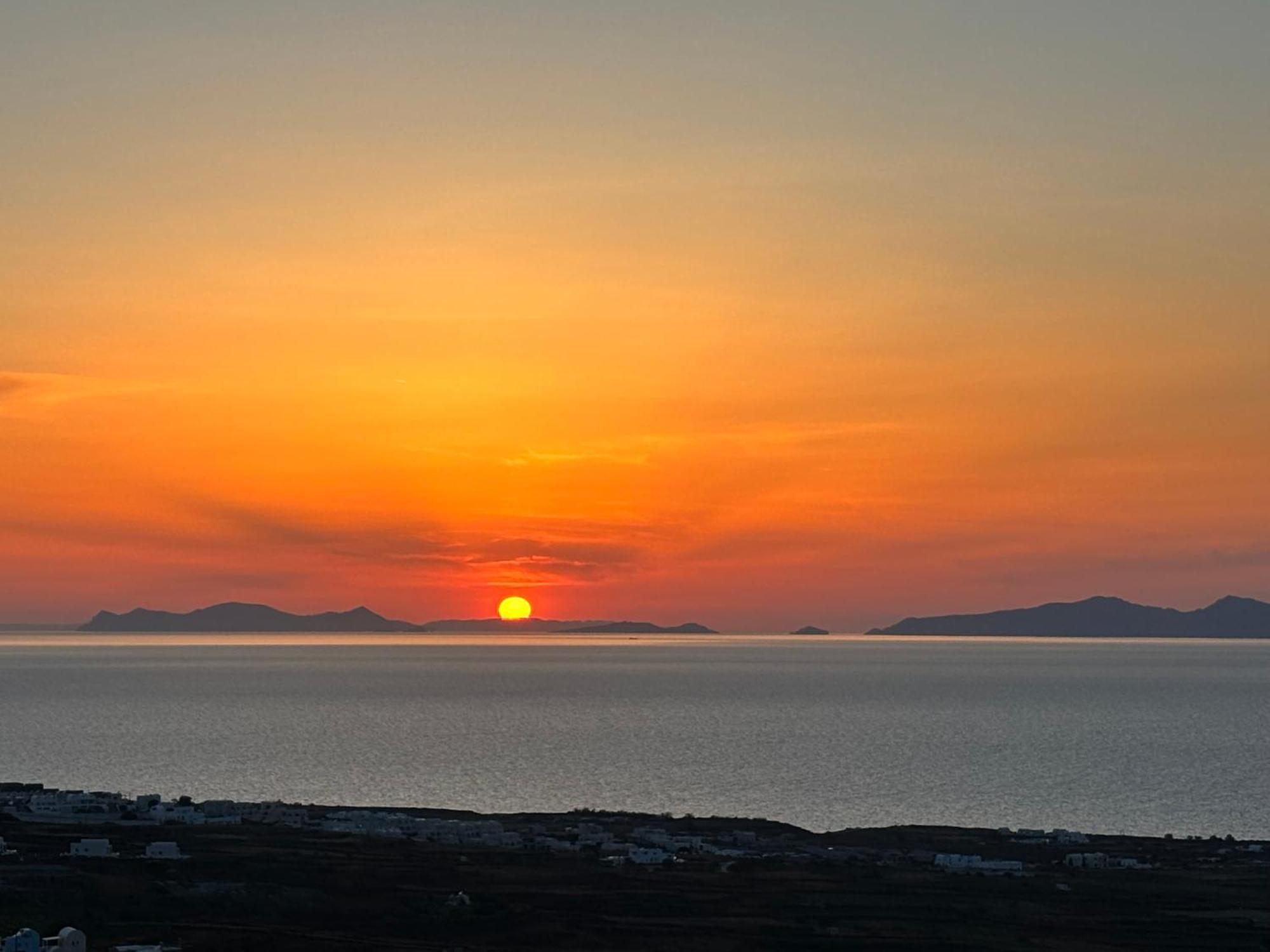 Sunset Paradise Oia Buitenkant foto