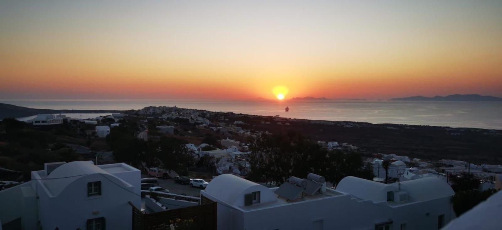 Sunset Paradise Oia Appartement Buitenkant foto