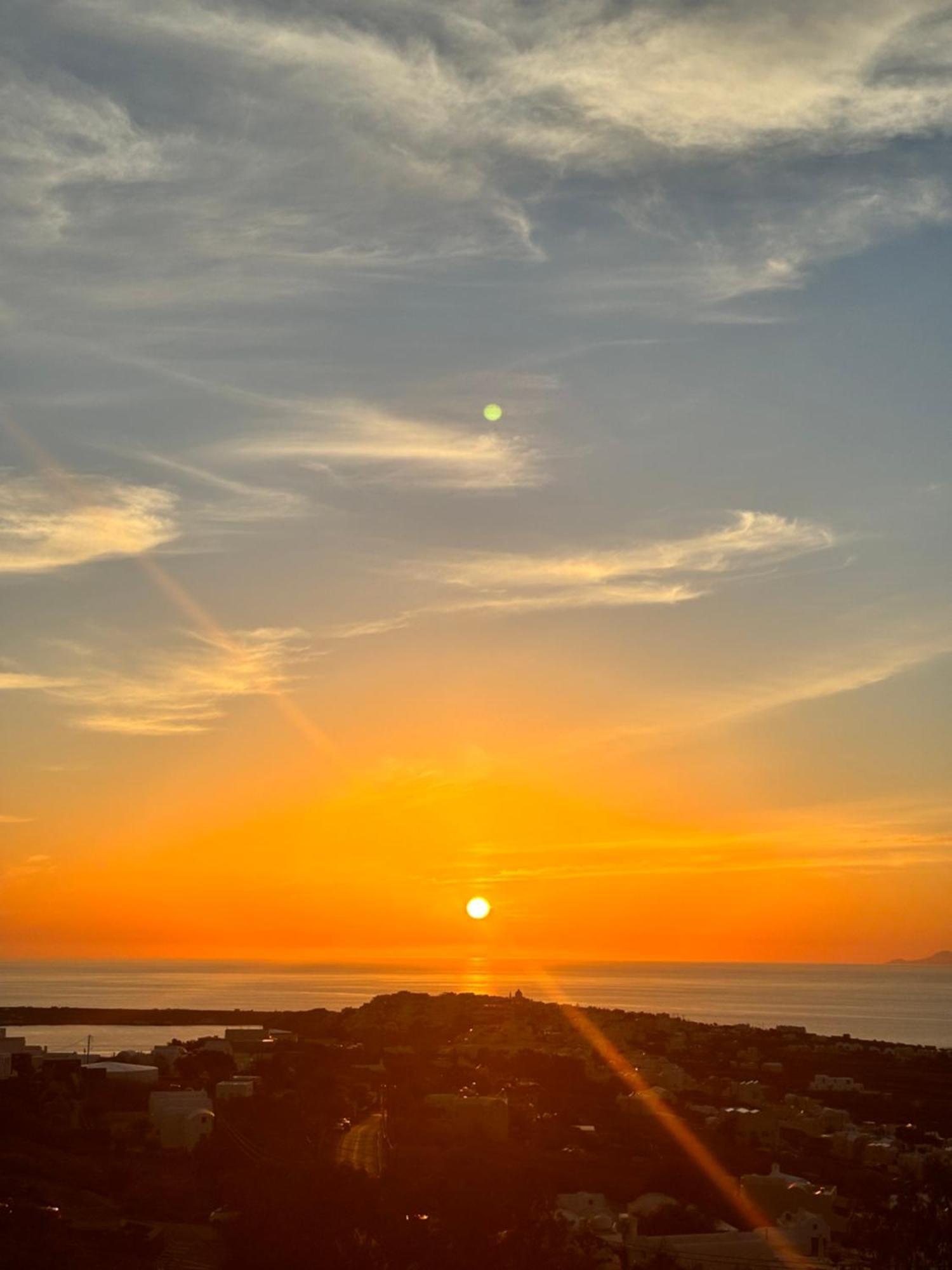 Sunset Paradise Oia Buitenkant foto