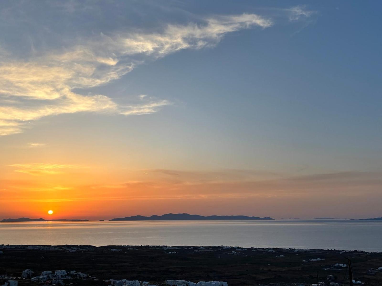 Sunset Paradise Oia Buitenkant foto